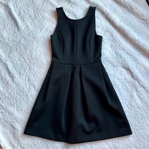 Madewell Elegant Black Sleeveless Box Pleat Scuba Knit Dress Size 2